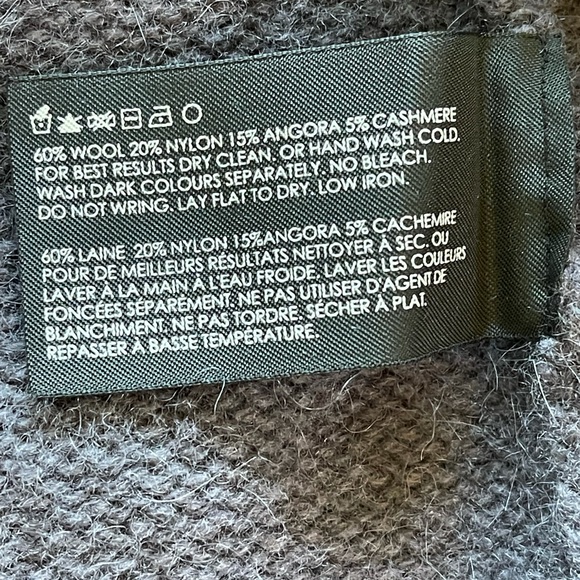 CLUB MONACO  Sweater Cape - Picture 8 of 11